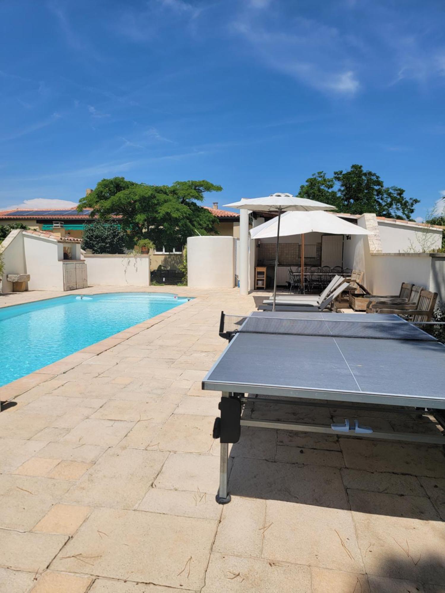 Gite Elegant Au Calme Mazan Exterior foto